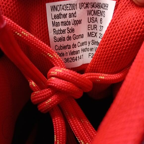 Ozark Trail Women's Waterproof Stoneclad Hiker Boots Wheat Color Size 6 hiking - Picture 6 of 8